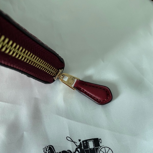 Coach  Debossed mini Bennett Satchel with matching wallet - Picture 6 of 9